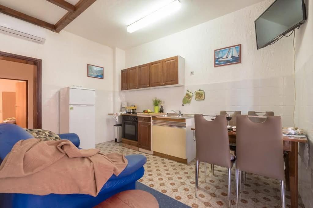 Loredana Apartments Crikvenica Room photo